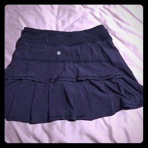 LuLulemon tennis skirt size 4