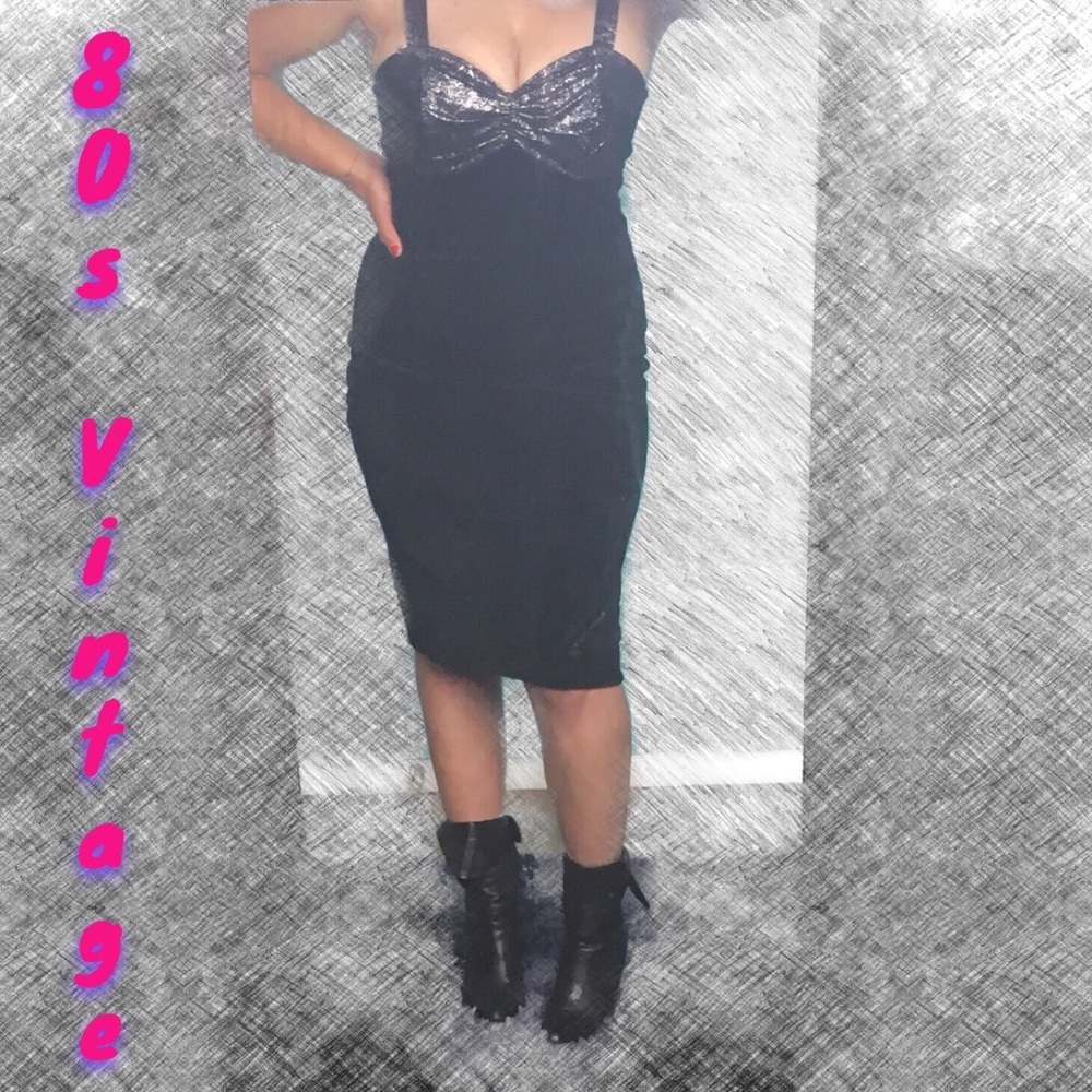 Vintage 80s | Weise Velvet Metallic Bust Dress