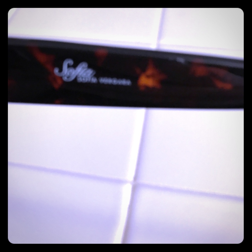Sunglasses - Picture 2 of 3