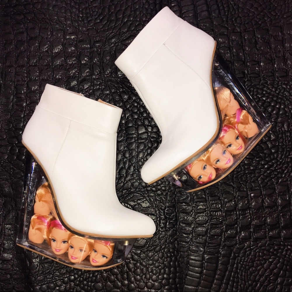 JEFFREY CAMPBELL: ICY DOLL