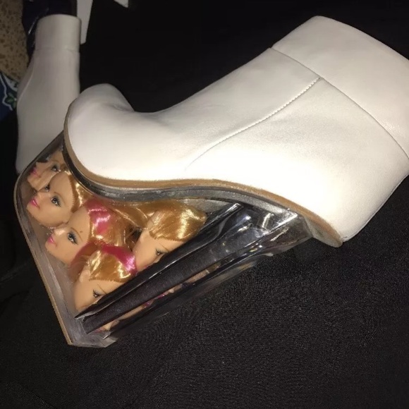 JEFFREY CAMPBELL: ICY DOLL - Picture 7 of 8