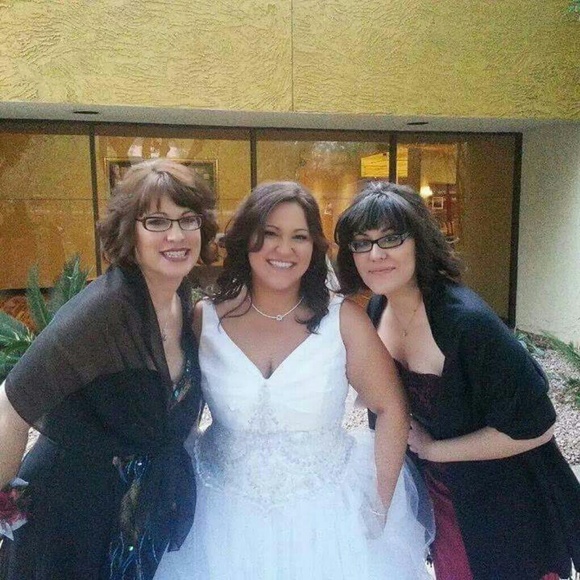 Meet your Posher, Mary - Picture 3 of 3