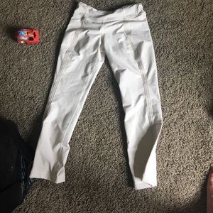 White Lululemon Capris
