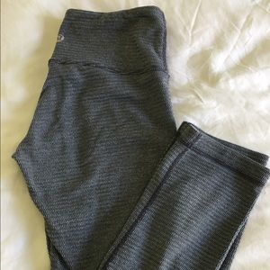 REVERSIBLE! Cropped leggings