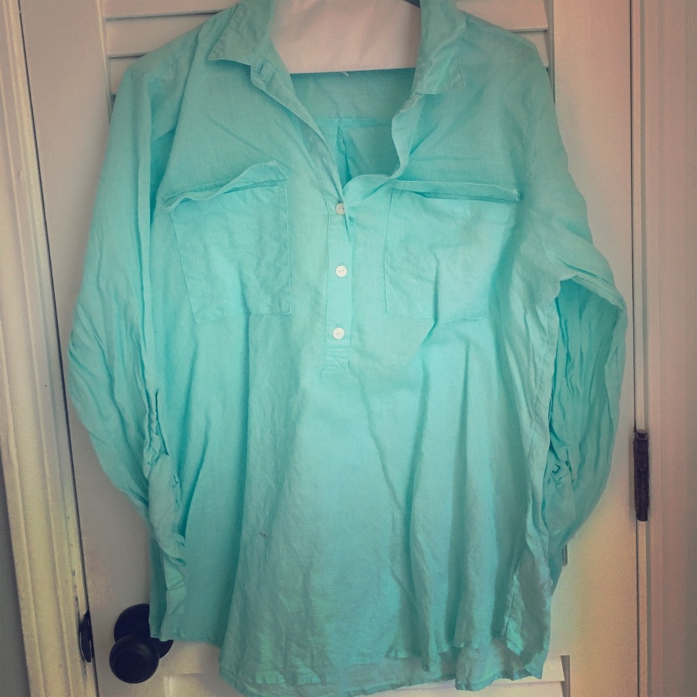 Large old navy turquoise top