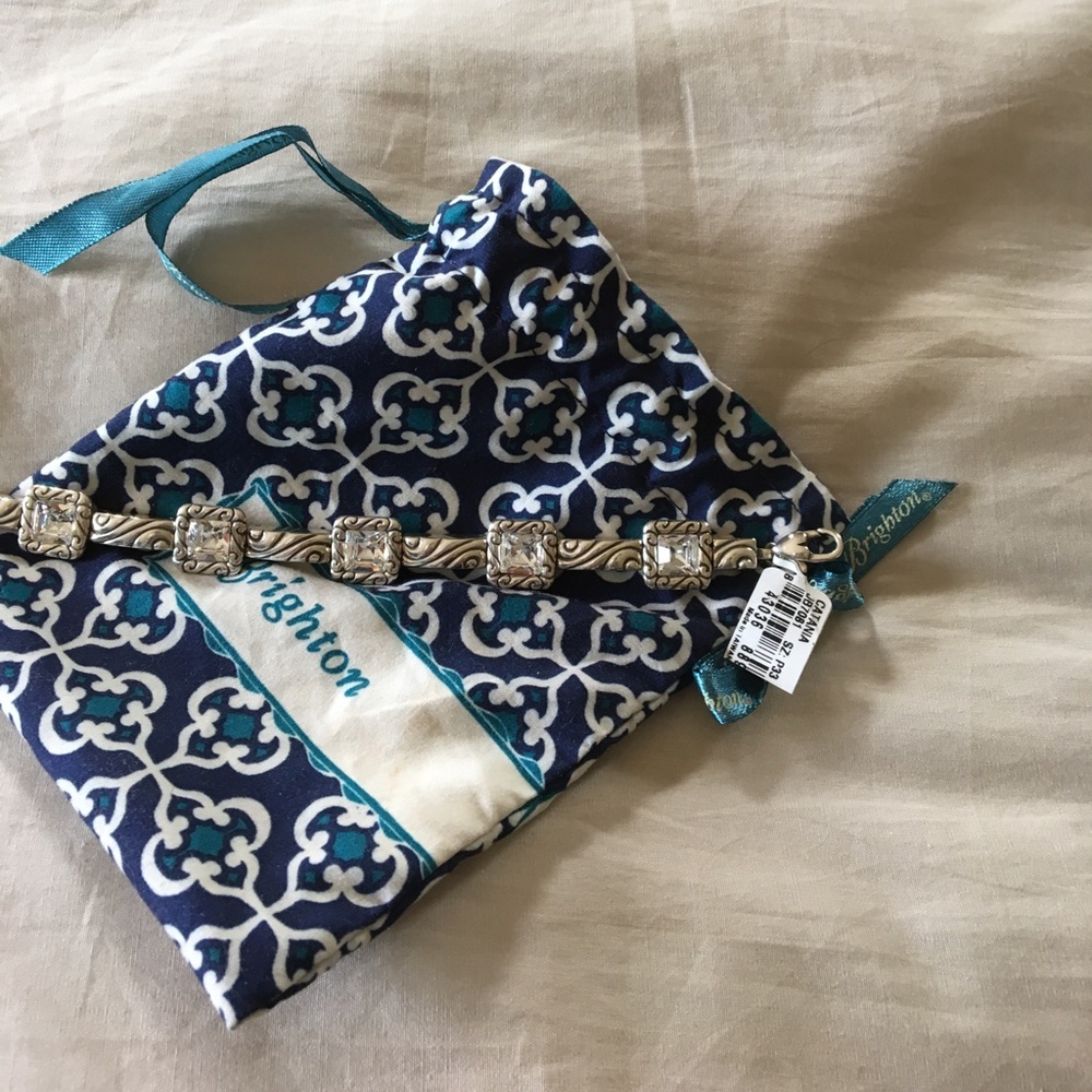 Brand-new bracelet