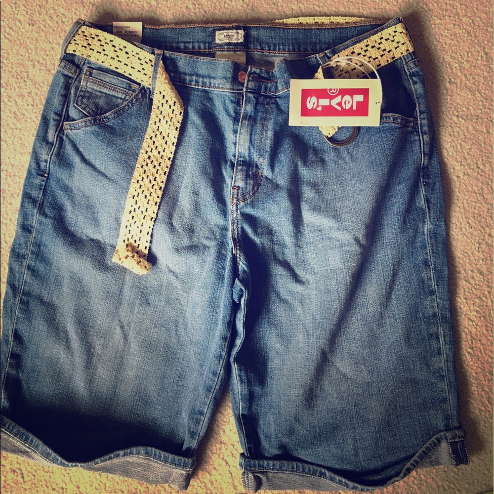 Levi's 515. Bermuda shorts