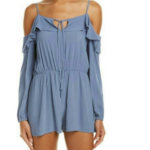 Cold shoulder romper - Picture 3 of 4