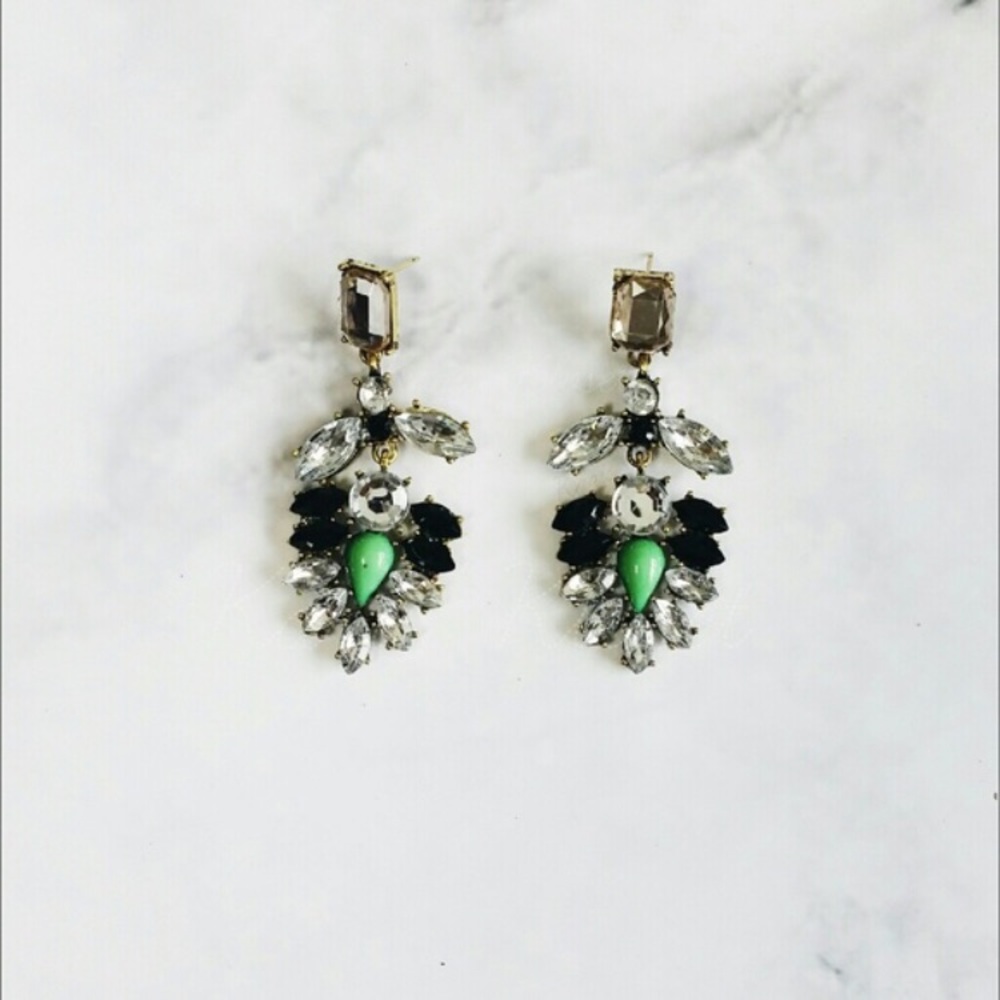 Jewelry | Green gorgeous chandelier earrings - Picture 4 of 5