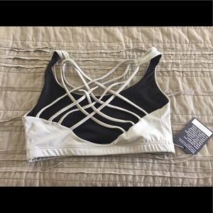 Onzie Chic Bra Size S/M