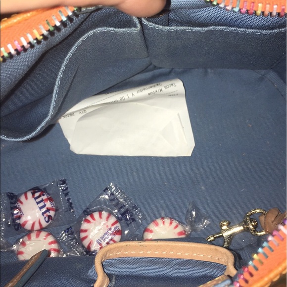 D&B purse - Picture 3 of 4