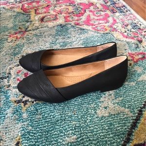 Black Sonoma Lifestyle Memory Foam flats