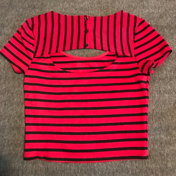 Striped crop top DONATED - Picture 2 of 3