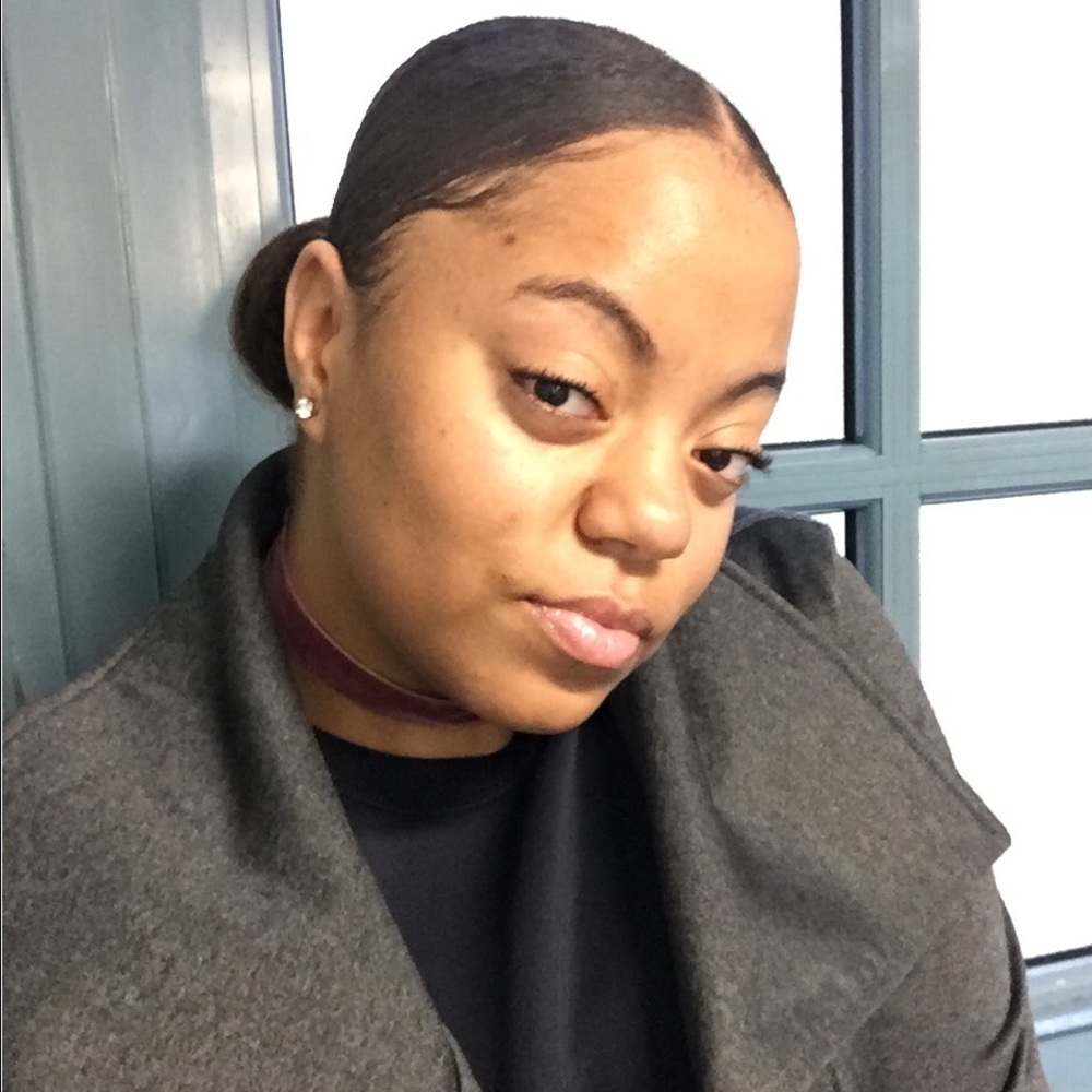 Meet your Posher, Faith