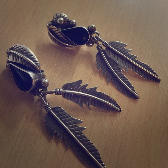 Navajo ónix and silver clip on earrings - Picture 1 of 4