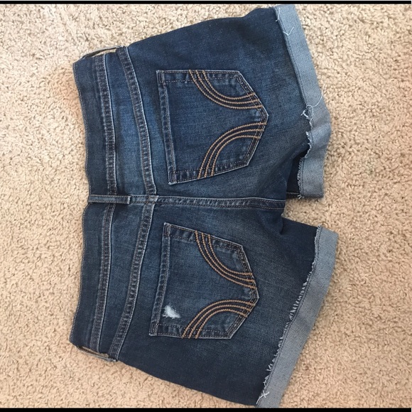 Denim shorts - Picture 3 of 3