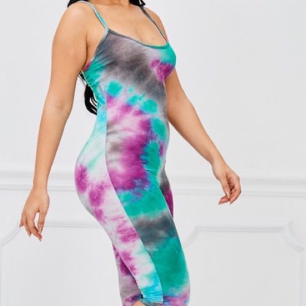 Tye dye jumpsuit 😍