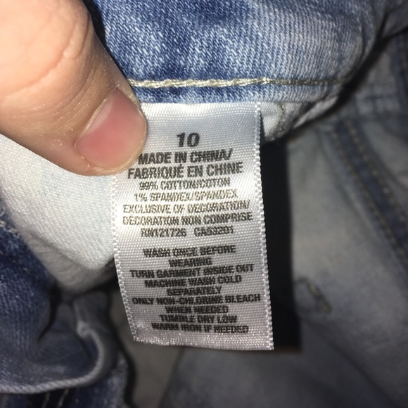 (SOLD) Aero light wash high waisted jean shorts - Picture 4 of 4