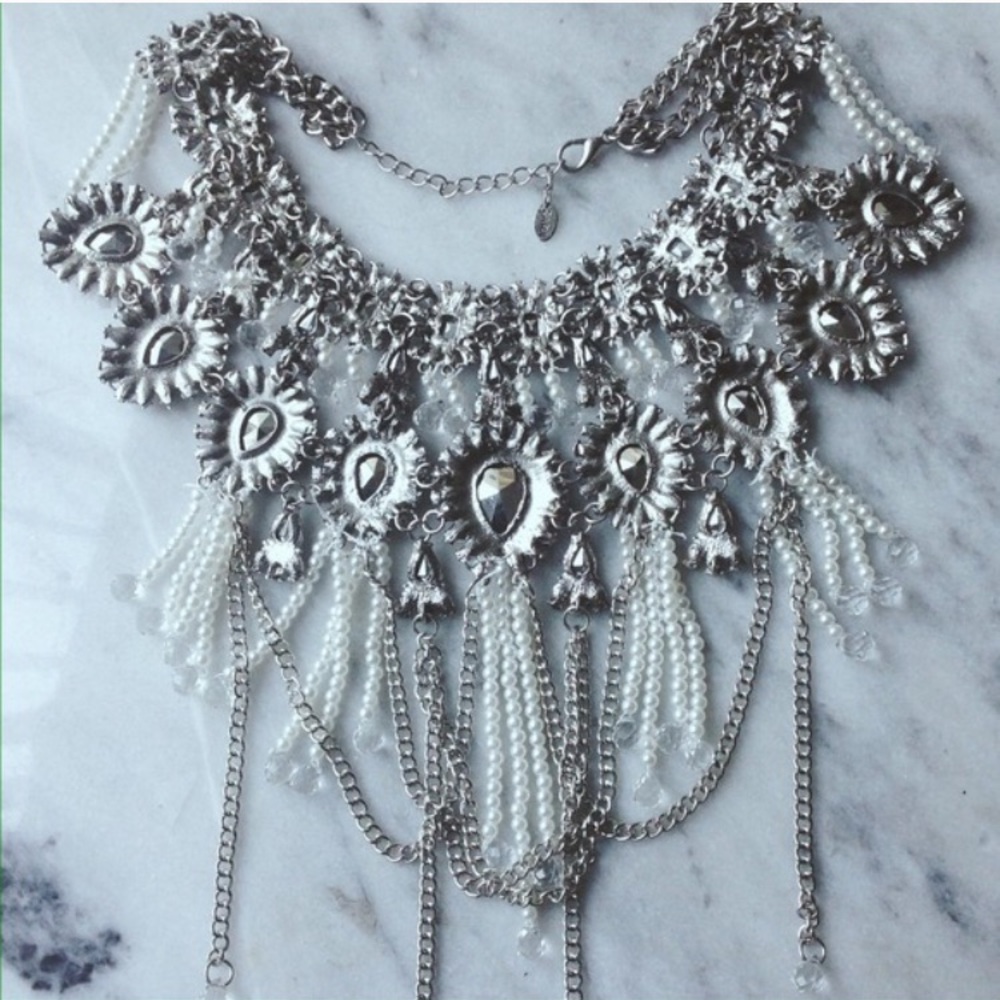 Jewelry | Pearl & Jewel Statement Necklace - Picture 4 of 4