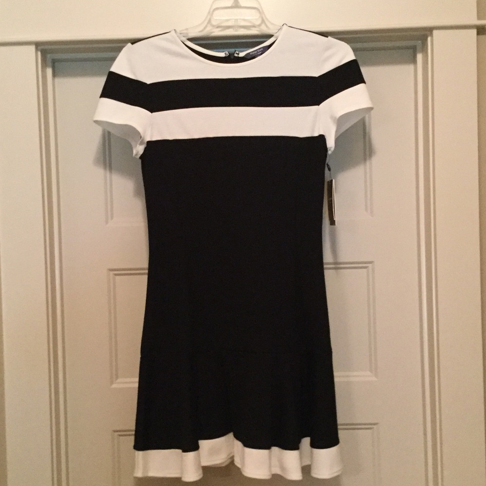 NWT Black and White Dress by Peter Som size 8.
