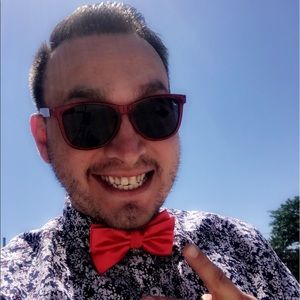 Meet your Posher, Aaron