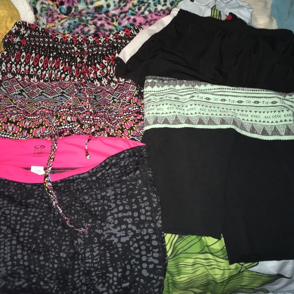 (SOLD) Athletic Short Lot. Bundle - Picture 1 of 6