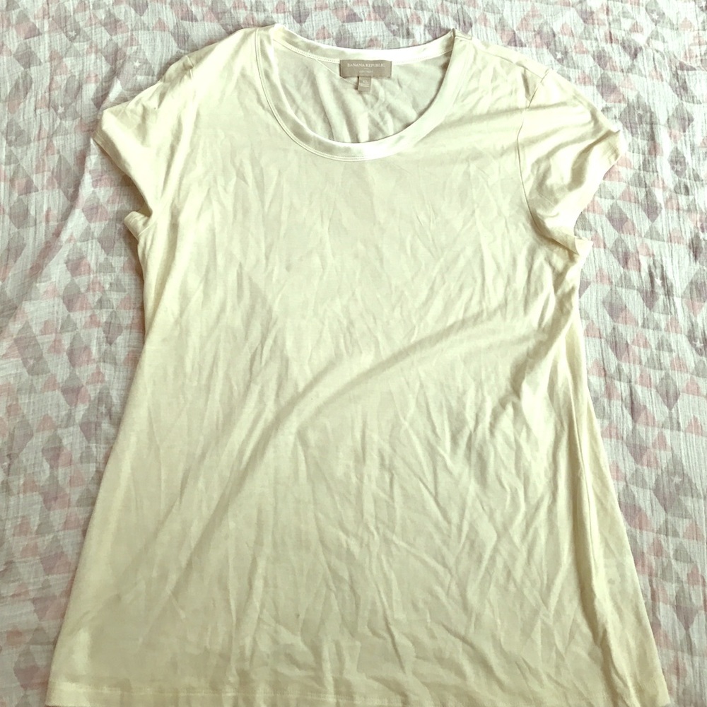 NWOT Banana Republic Luxe Touch T w/ satin collar