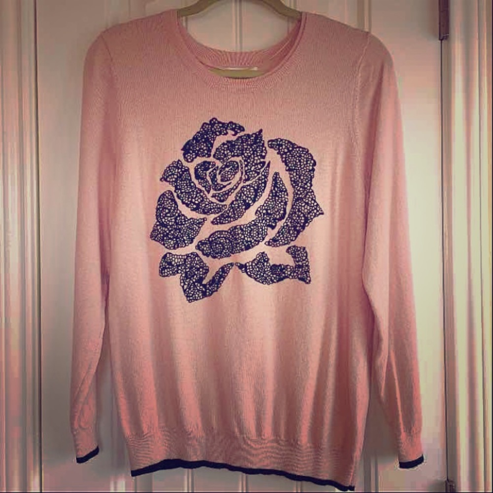 [Elle] Baby Pink Sweater with Black Rose