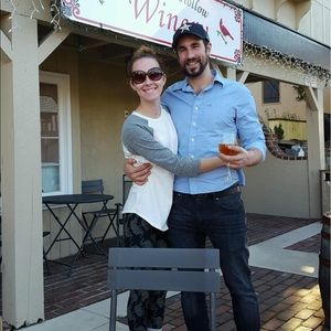 Meet your Posher, Caitlin