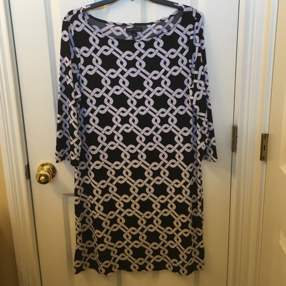 Black and White Dress- Banana Republic Factory
