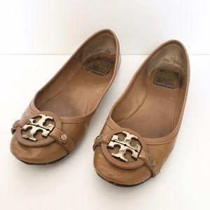 TORY BURCH AADEN TAN BALLET FLATS
