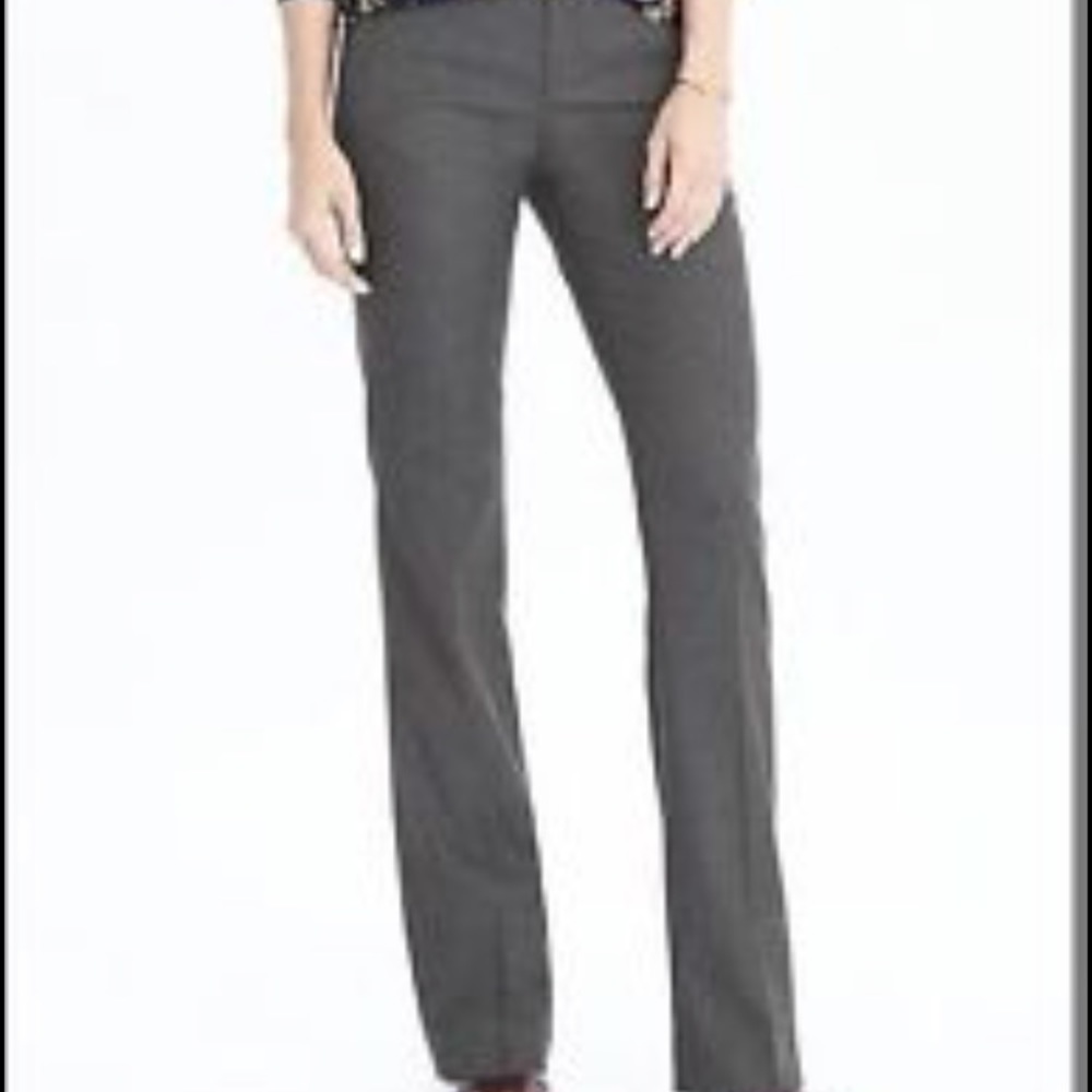 Lightweight wool pants in gray. Never worn.