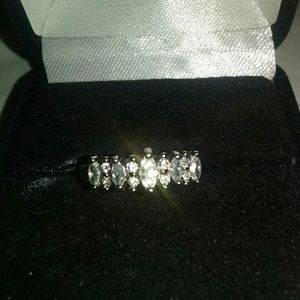 Sterling Silver Diamond gemstone ring