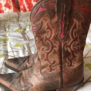 Ariat cowgirl boot size 6.5 red/brown