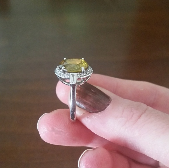 Limited edition Ambilobe Sphene & Diamond ring - Picture 2 of 2