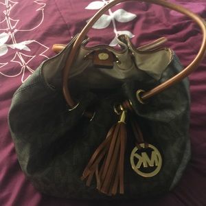 Beautiful Authentic Mk ring handbag