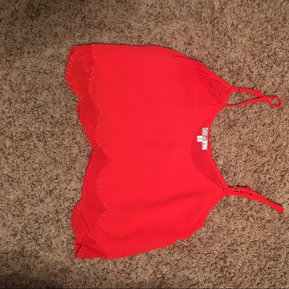 crop top