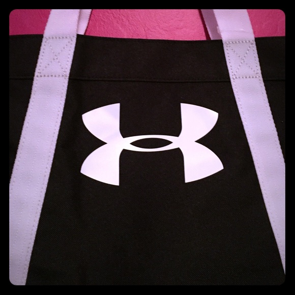 ONLY 1! Under Armour Favorite Logo Tote - Picture 2 of 8