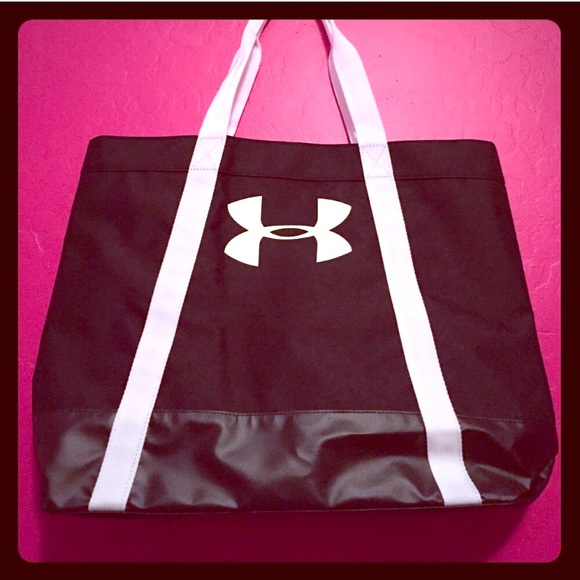 ONLY 1! Under Armour Favorite Logo Tote - Picture 1 of 8