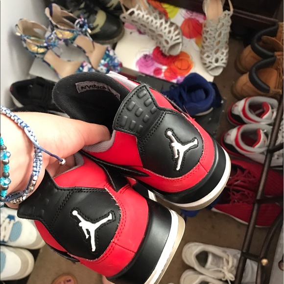 Fire red Jordan 4s - Picture 3 of 4