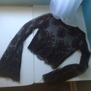 Black lace long sleeve crop top