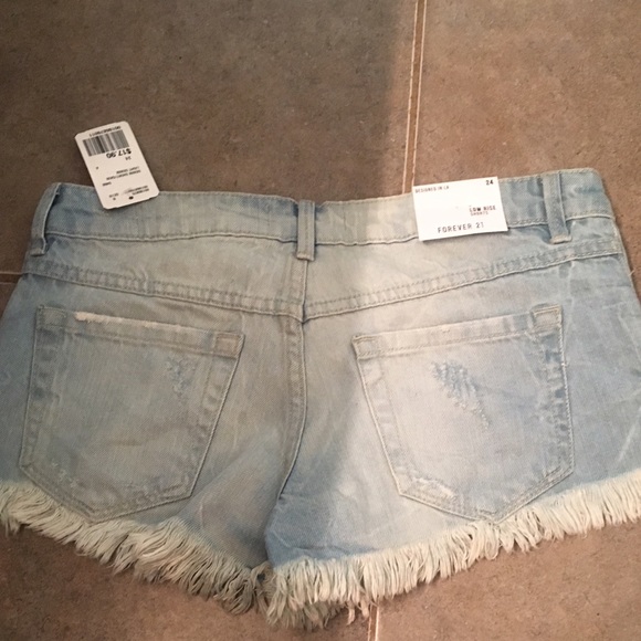 Shorts - Picture 2 of 2