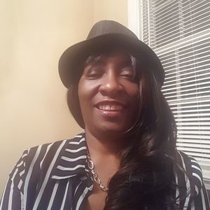 Meet your Posher, Tonya