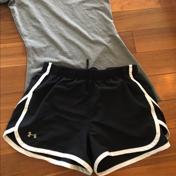 Under Armour XS lined shorts - Picture 2 of 6