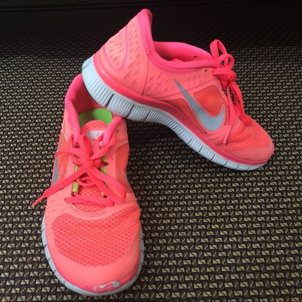 Nike Free Run 3 in coral/lime green