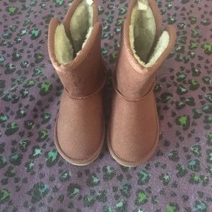 Girls boots