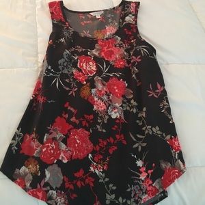 Medium floral tank