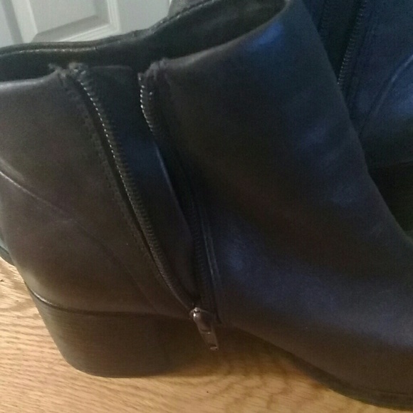 Thom McAn booties❤ - Picture 2 of 5