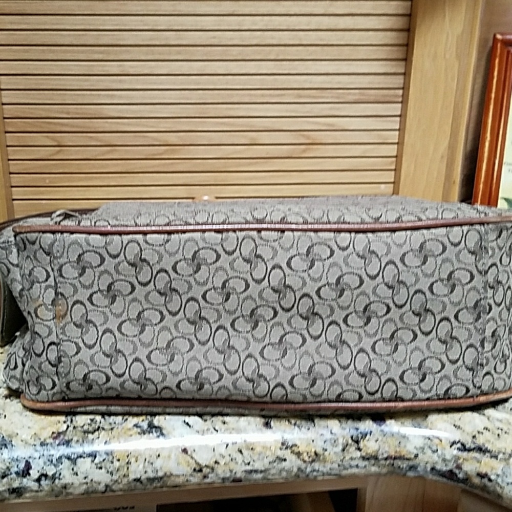Rosetti shoulder purse & matching wallet GUC - Picture 5 of 8