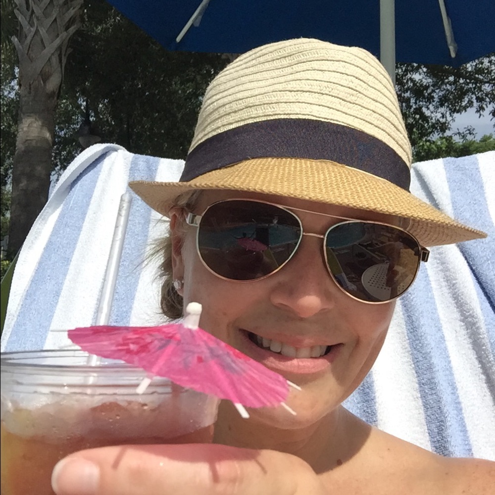 Meet your Posher, Kim